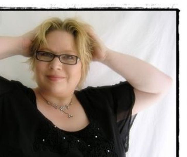 Lesebrille - Geschieden, 2 Kinder und suchend! 