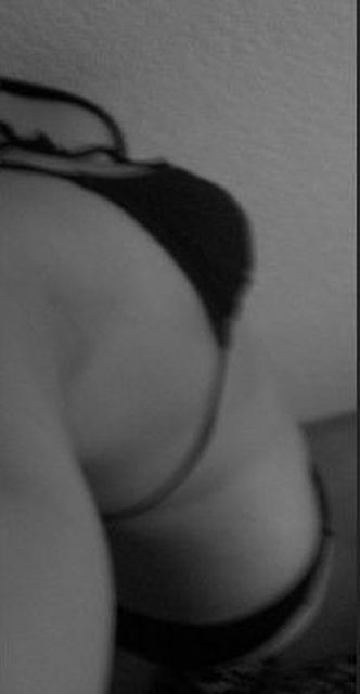 Umbrella - Geile 32 jährige sucht Seitensprung!