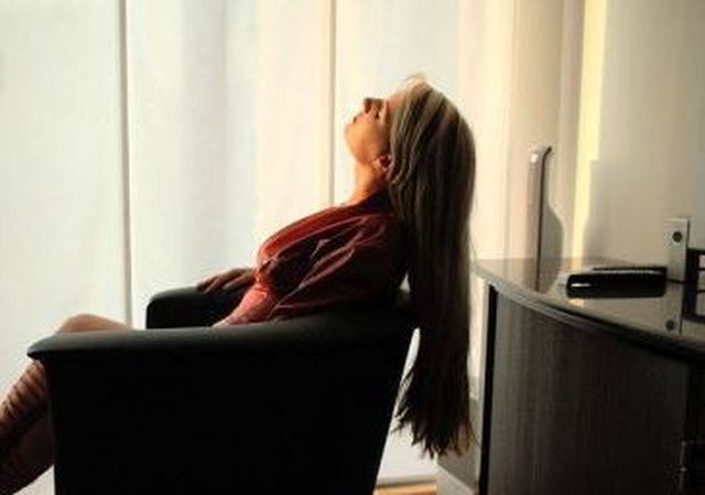 LiquidSky - Geile Blonde sucht dunkelhaarigen Mann!