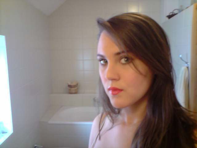 Traumfrau - Jung, attraktiv, schöne Brüste!