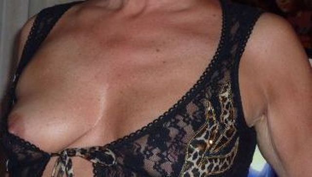 LisaReichtum - Ältere Geschäftsfrau sucht jüngeren Mann!