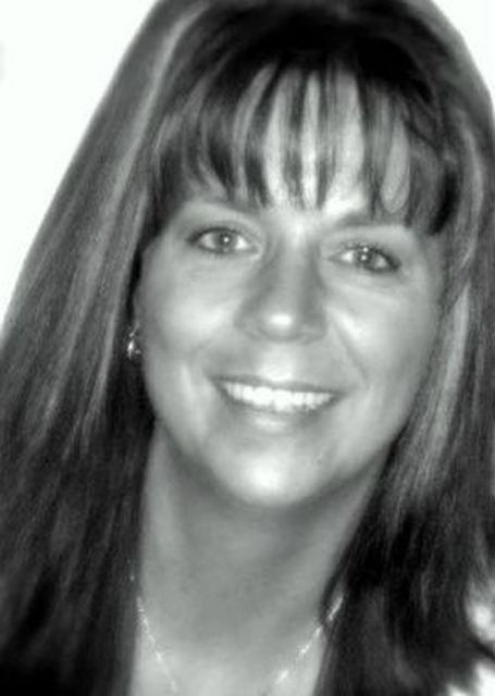 Eyes48 - Mutter von zwei Kindern!