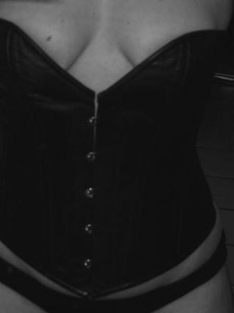 LaStrada - Reife Frau sucht Sextreffen mit Mann bis 56