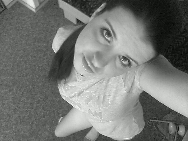 Anita27 - Noch jung... und so :)